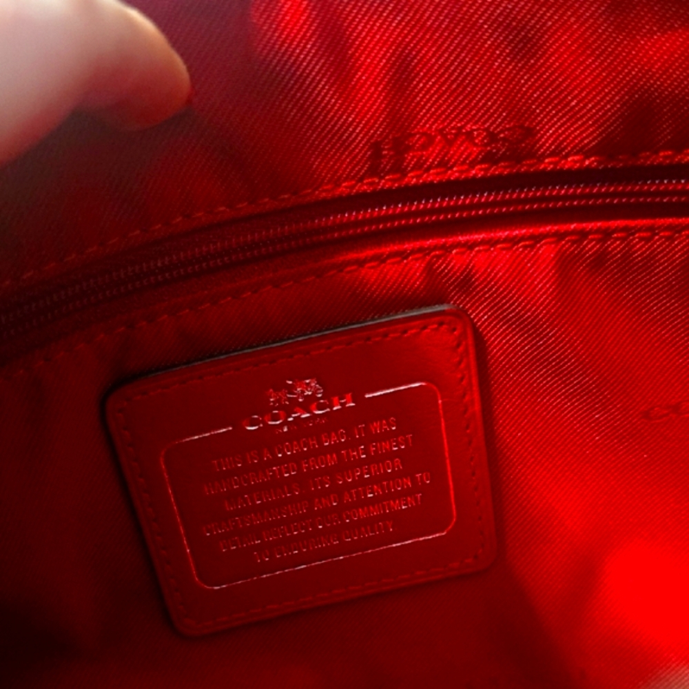 Coach Brown Signiture Mono W/ Red & Silver Hardware Crossbody (EUC)✨️❤️✨️ - Picture 9 of 9